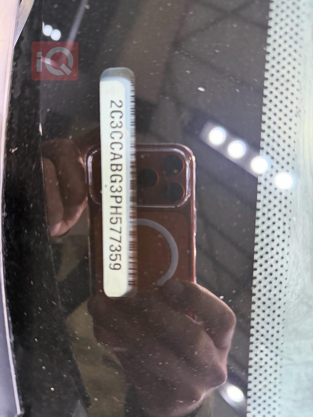 کرایسلەر 300